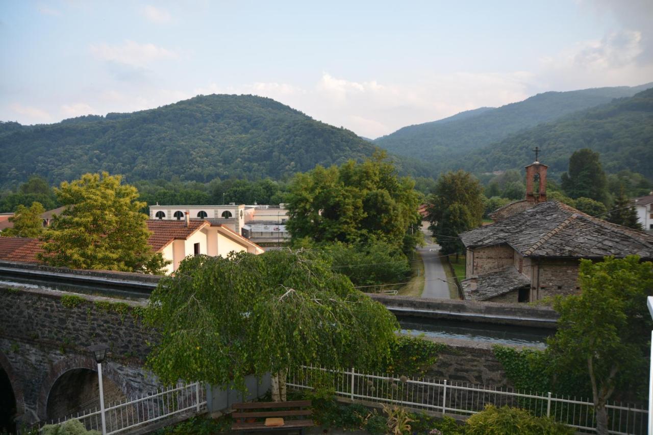 Due Camere E Una Bici Venasca Bagian luar foto